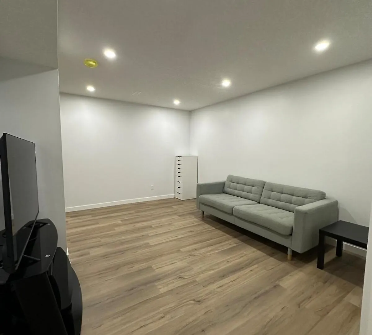 3 Beds Guest Suite Near Dt & Yyc 公寓 卡加利