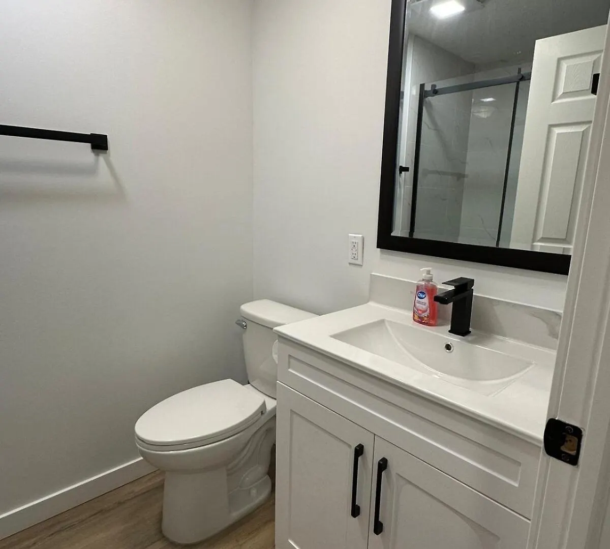 3 Beds Guest Suite Near Dt & Yyc 公寓 卡加利