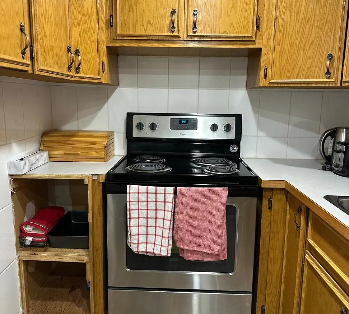3 Beds Guest Suite Near Dt & Yyc 公寓