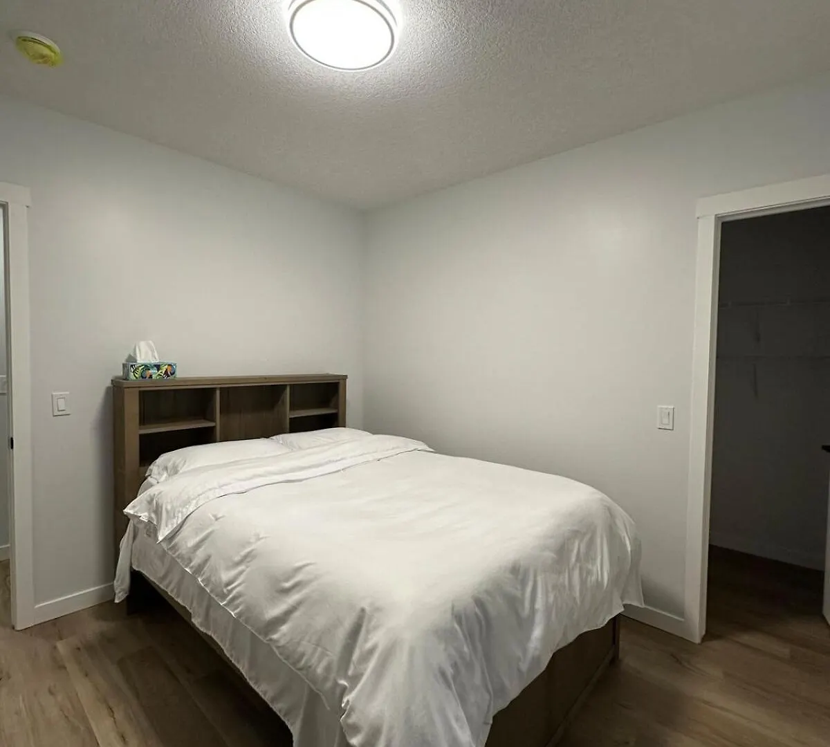 3 Beds Guest Suite Near Dt & Yyc 0*, Calgary Canada